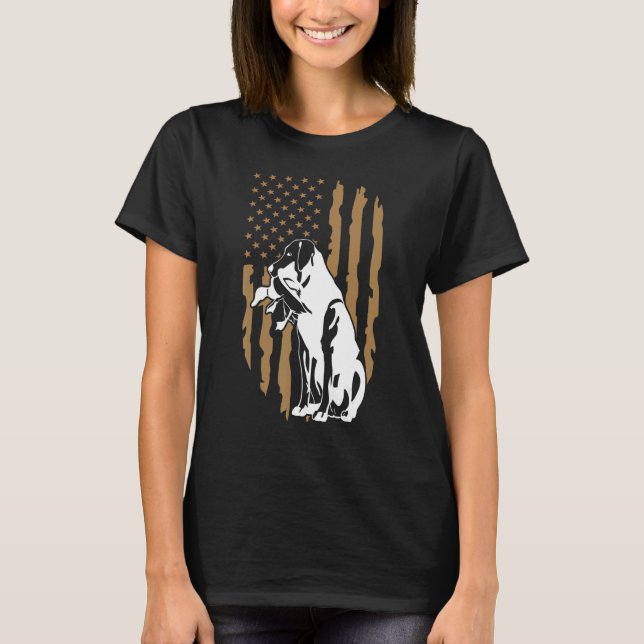 Dog Duck Hunting American Flag T-Shirt (Vorderseite)