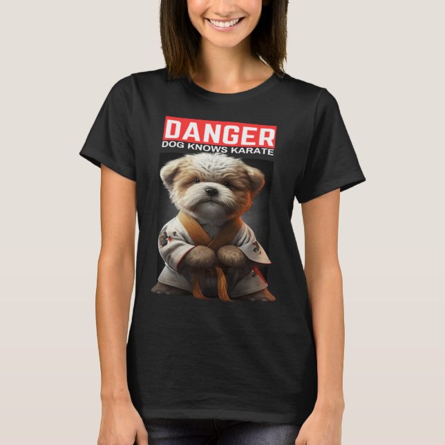 Dog Knows Karate T-Shirt (Vorderseite)