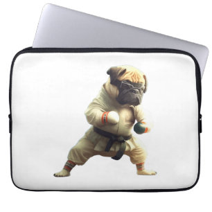Dog Knows Karate transformiert Laptopschutzhülle