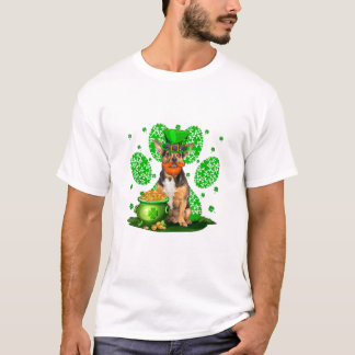 Dog Leprechaun Hat T-Shirt