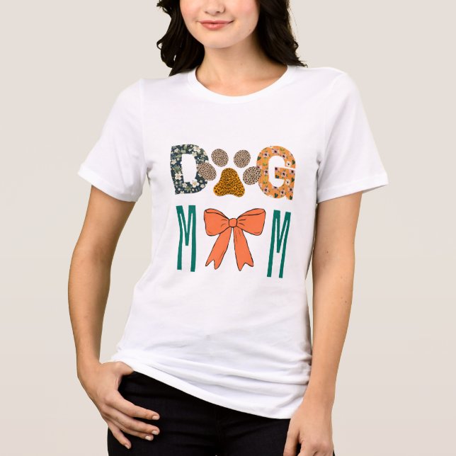 Dog Mom Leopard Paw Print/ Cute Dog Lover Apparel  Tri-Blend Shirt (Vorderseite)