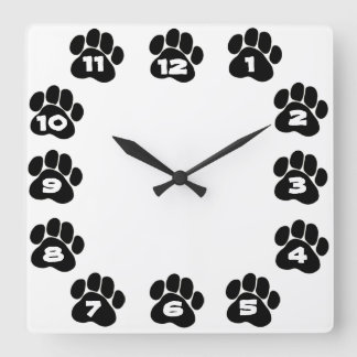 Dog Paw Clock Quadratische Wanduhr