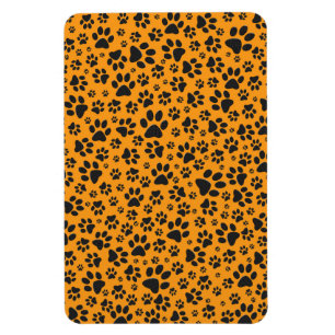 Dog Paws Black & White Polka Dot auf Dahlia Orange Magnet