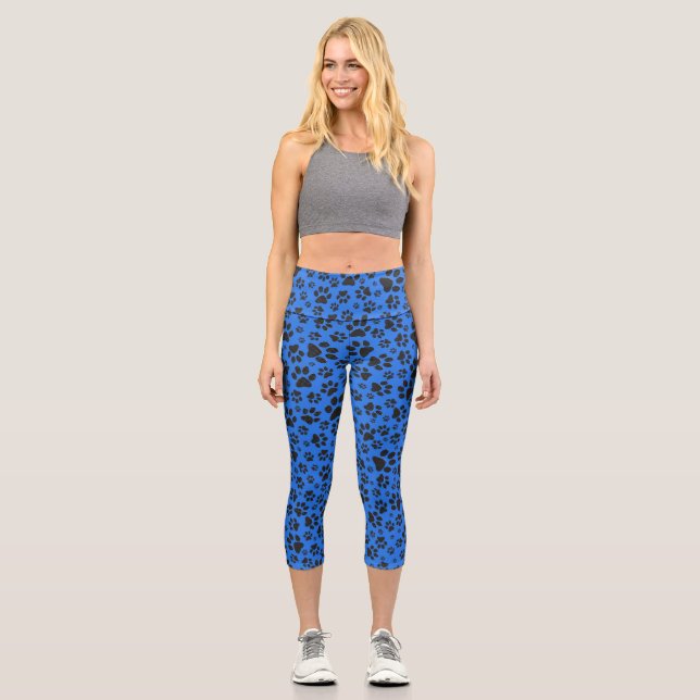 Dog Paws Black & White Polka Dot auf Tech Blue Cap Capri Leggings (Vorderseite)