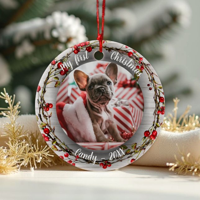 Dog Pet Erstes Weihnachtsfest Foto Red Berry Wreat Keramik Ornament (Von Creator hochgeladen)