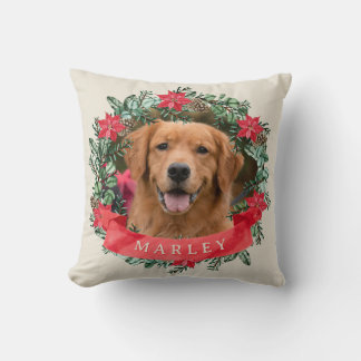 Dog Photo and Name Poinsettia Wreath Holiday Plaid Kissen
