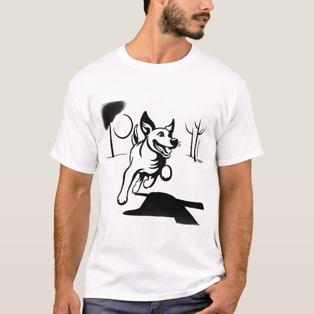 Dog Playing Ball T-Shirt (Vorderseite)