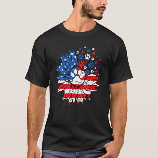 Dog Prints Sunflower American Flag Indepedence Day T-Shirt (Vorderseite)