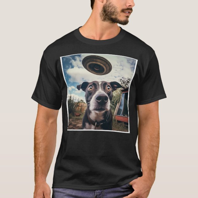 Dog Selfie with UFOs Alien Extraterrestrial UFO Be T-Shirt (Vorderseite)