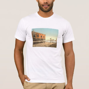 Dogenpalast und die Piazzetta, Venedig, Italien T-Shirt