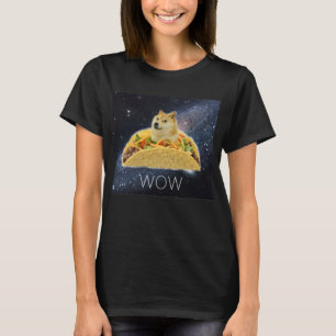 Dogewow Tacos in Raum memes mit Sterne #Dogright T-Shirt