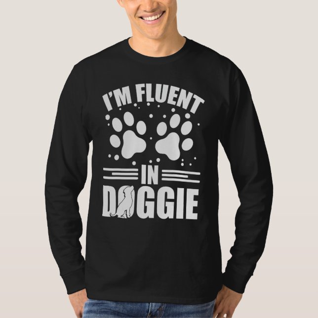 Doggie Daycare Essentials Play Equipment Dayca T-Shirt (Vorderseite)