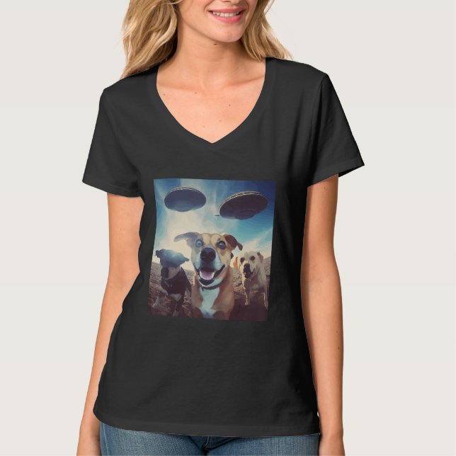 Dogs Selfie with UFOs for Dog  and UFO T-Shirt (Vorderseite)