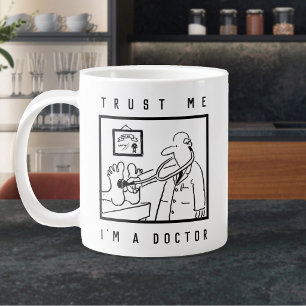 Doktor mit Stethoskop Prüffutter Jumbo-Tasse