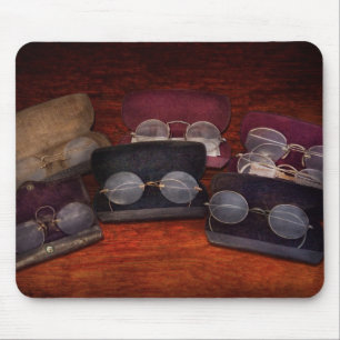 Doktor - Optometriker - Reihe von Opticals Mousepad