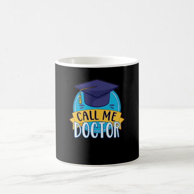 Doktor ruft mich Doktor Geschlossen Funny Werbeakt Kaffeetasse (Mittel)