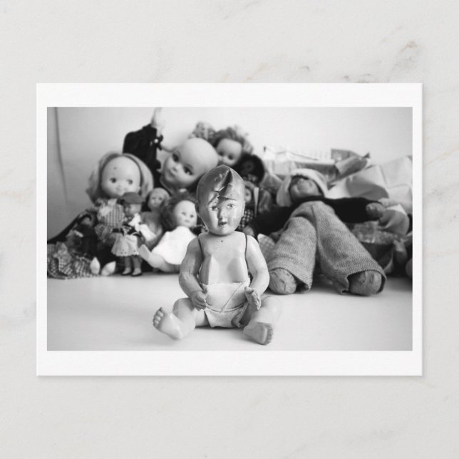 Doll Portrait - Open minded doll Postkarte (Vorderseite)