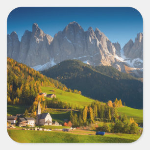 Dolomiten Dorf im Herbst Quadratischer Aufkleber
