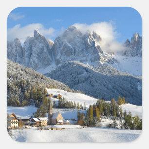 Dolomiten Dorf im Winter Aufkleber
