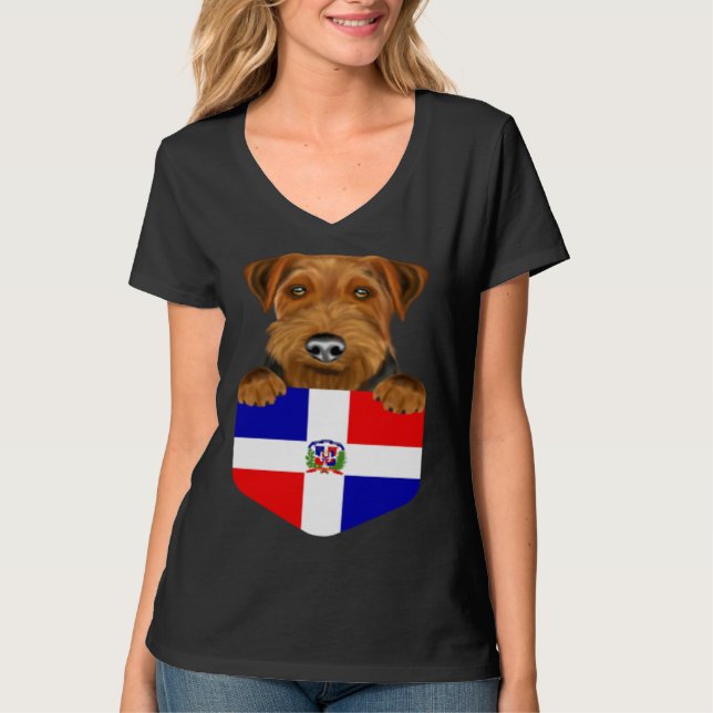 Dominican Republic Flag Welsh Terrier Dog In Pocke T-Shirt (Vorderseite)