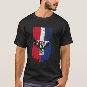 Dominikanische Haitianfahnen gezaubert Torn Domini T-Shirt
