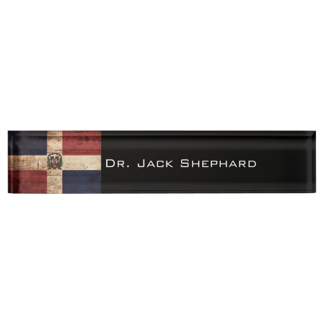 Dominikanische Republik-Flagge auf altem hölzernem Namensplakette (Vorderseite)