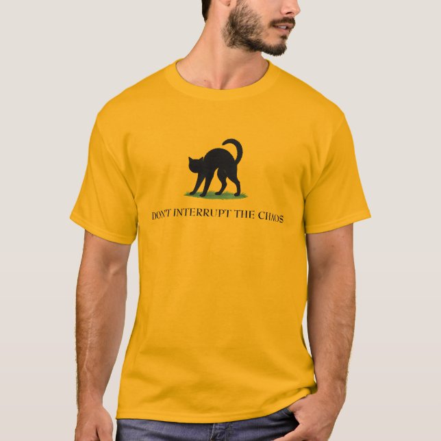 Don’t Interrupt the Chaos Cat Gadsden Flag Parody T-Shirt (Vorderseite)