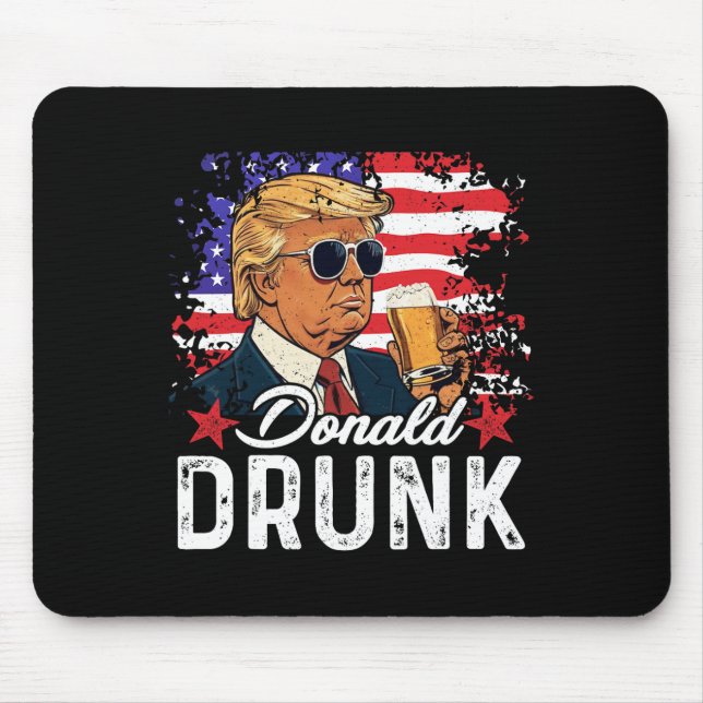 Donald Betrunkener Trump Trinkt Bier 4. Juli Ameri Mousepad (Vorne)