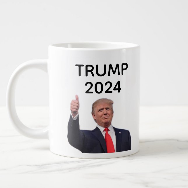 Donald Trump 2024 Jumbo-Tasse (Links)