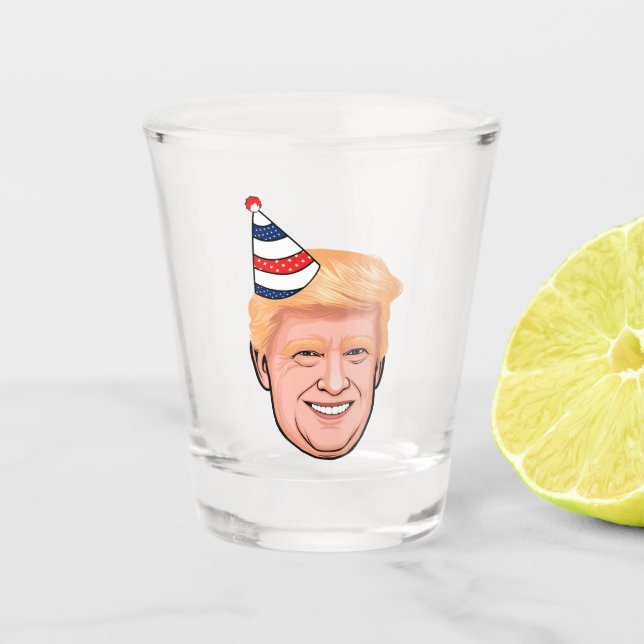 DONALD TRUMP BIRTHDAY SCHNAPSGLAS (Vorderseite)