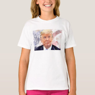 Donald Trump lächelt unter amerikanischer Flagge T-Shirt