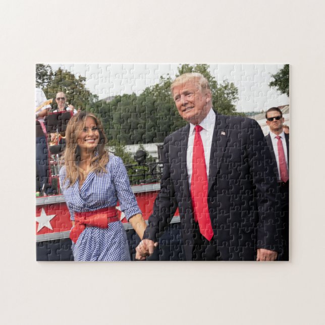 Donald Trump mit First Lady Melania Puzzle (Horizontal)