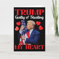 Donald Trump mit US-Flagge Trump schuldig des Steh