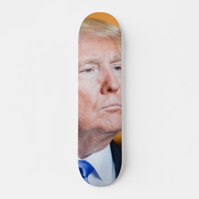 Donald Trump Portrait Skateboard (Vorne)
