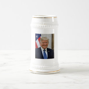 Donald Trump Präsident Portrait Bierglas