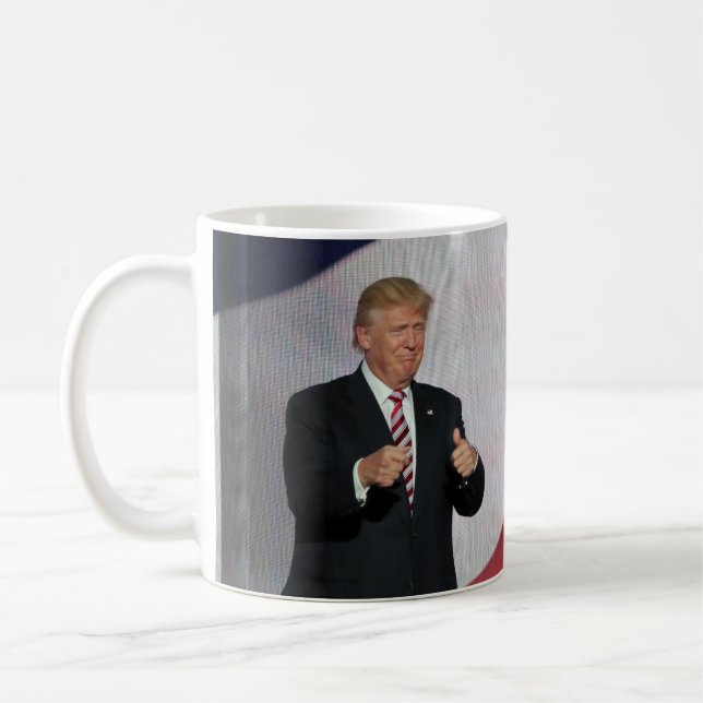 Donald- Trump u. Mike-Pennys Tasse (Links)