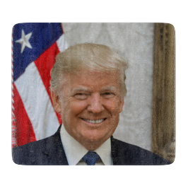 Donald Trump US President White House MAGA 2024  Schneidebrett