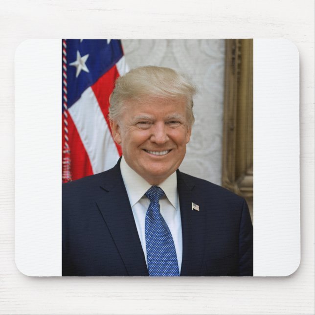 Donald Trumpoffizielles Präsidentenporträt Mousepad (Vorne)