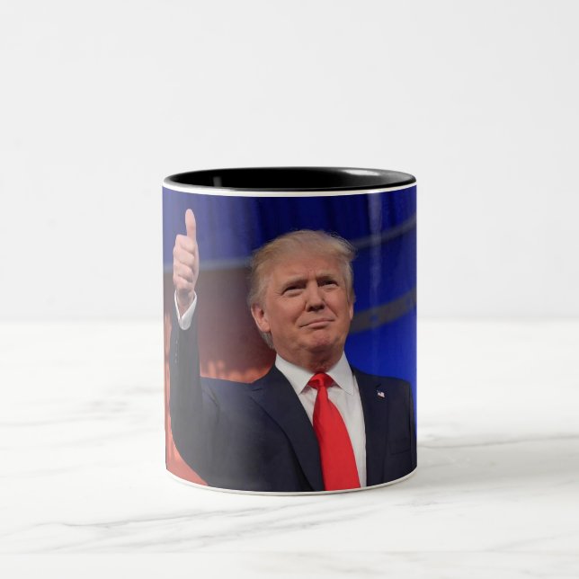 Donald- Trumpwahl-Tasse 2016 Zweifarbige Tasse (Mittel)