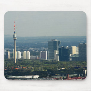 Donauturm und UNO-Stadt Mousepad