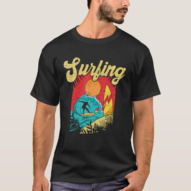 Don't Stop Surfing Extreme Sports Sea Waves Surfer T-Shirt (Vorderseite)