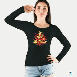 "Don't Touch Me – I Am A 440 Volt" Scary Funny T-Shirt