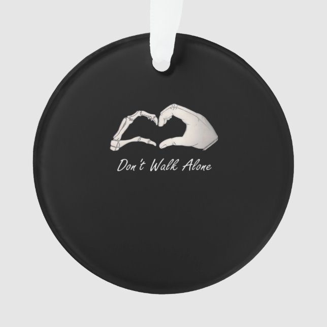 Don't Walk - White Classic - Skeleton Hands Hearts Ornament (Vorderseite)