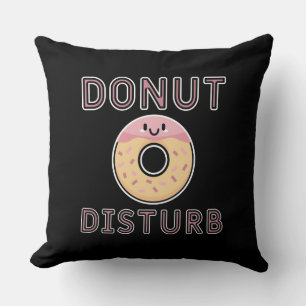 Donut Disturb Kissen