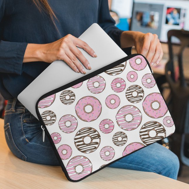 Donuts, rosa Donuts, weiße Donuts Laptopschutzhülle (Von Creator hochgeladen)
