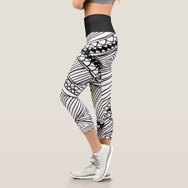 Doodle 1A Black White 1 Capri Leggings (Links)