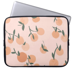 Doodle Art: Orangefarbenes Vintages Muster Laptopschutzhülle
