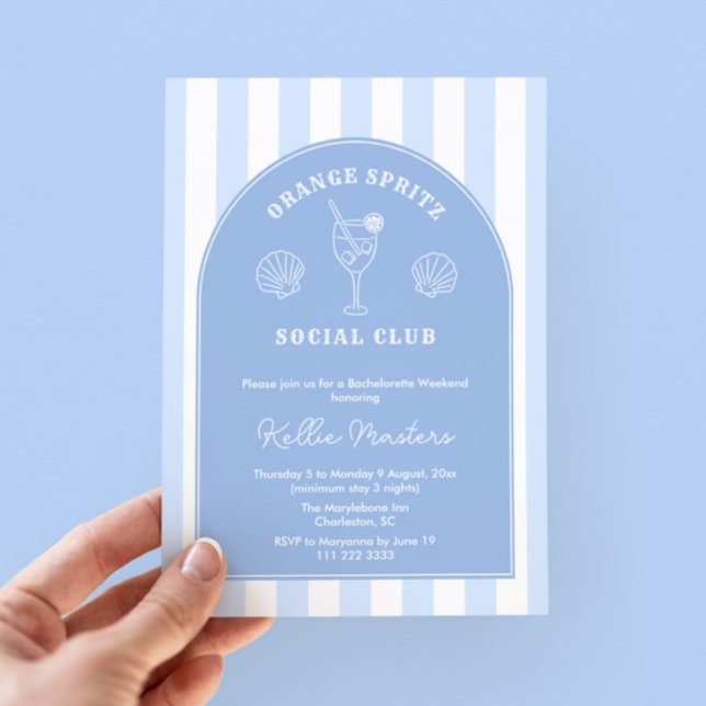 Doodle Italian Orange Spritz Junggeselinnen-Abschi Einladung (Chic coastal blue and white Orange spritz bachelorette party invite with itinerary on the reverse)