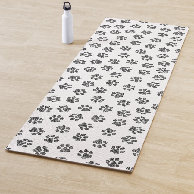 Doodle Paws, Dog Paws, Black Paws Yogamatte (Beispiel)