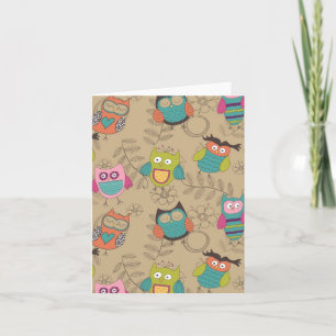 Doodled owls on beige background karte